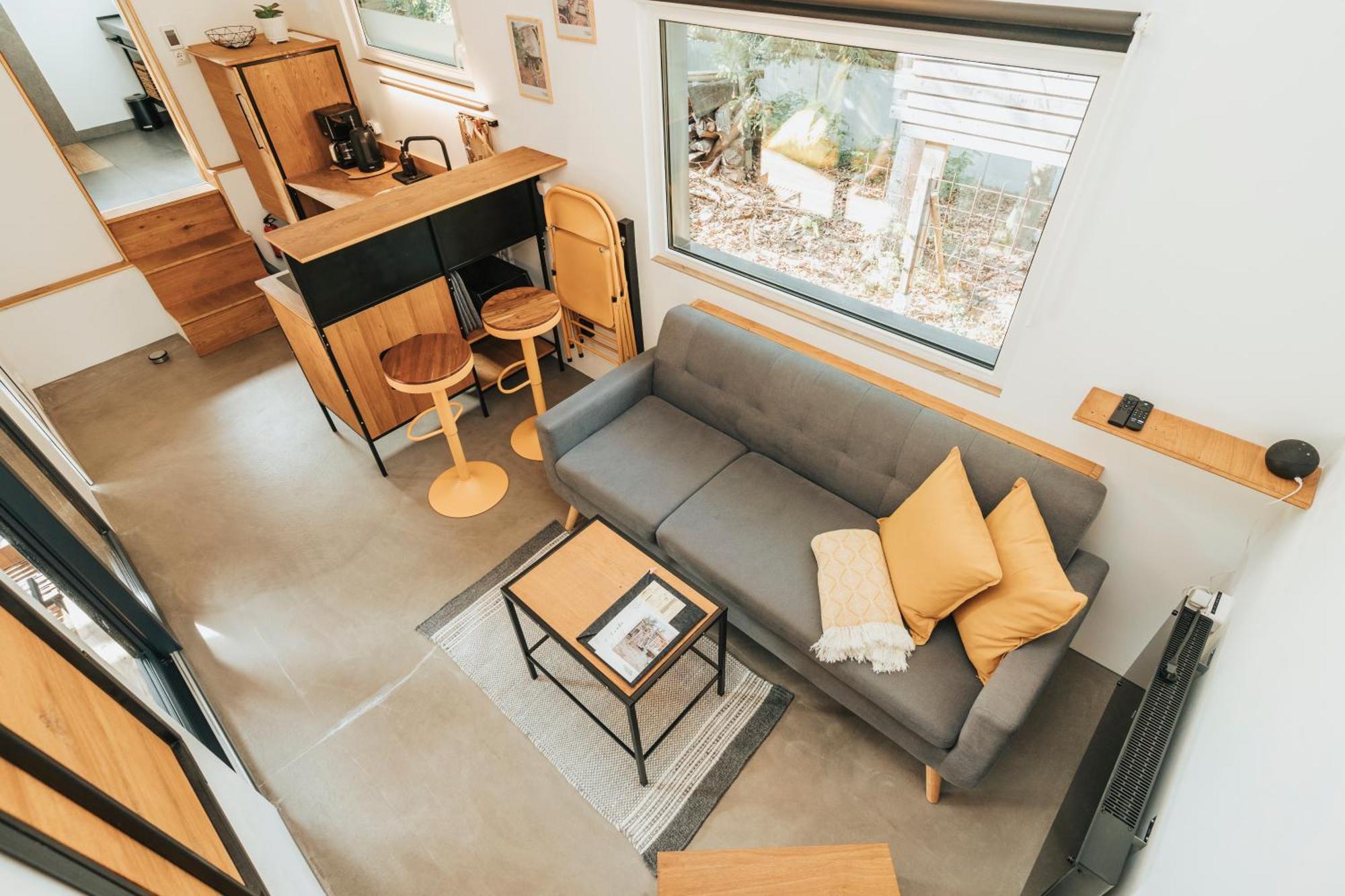Modernes Tinyhouse Trailer Cabins Am Waldrand - Mit Seezugang エーギング エクステリア 写真