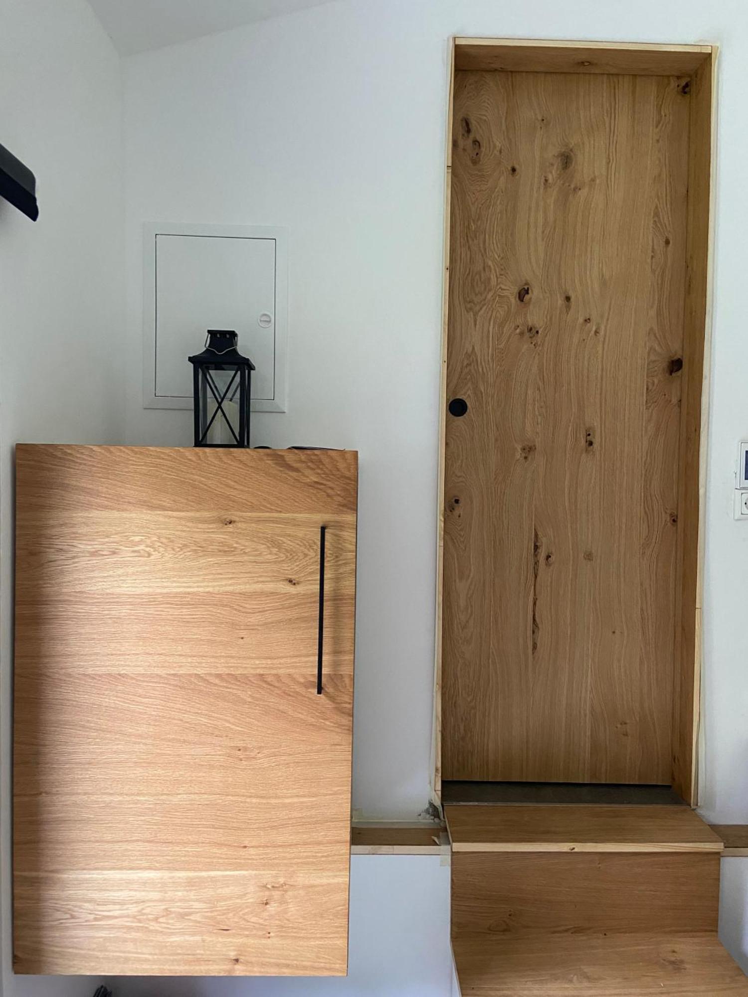 Modernes Tinyhouse Trailer Cabins Am Waldrand - Mit Seezugang エーギング エクステリア 写真